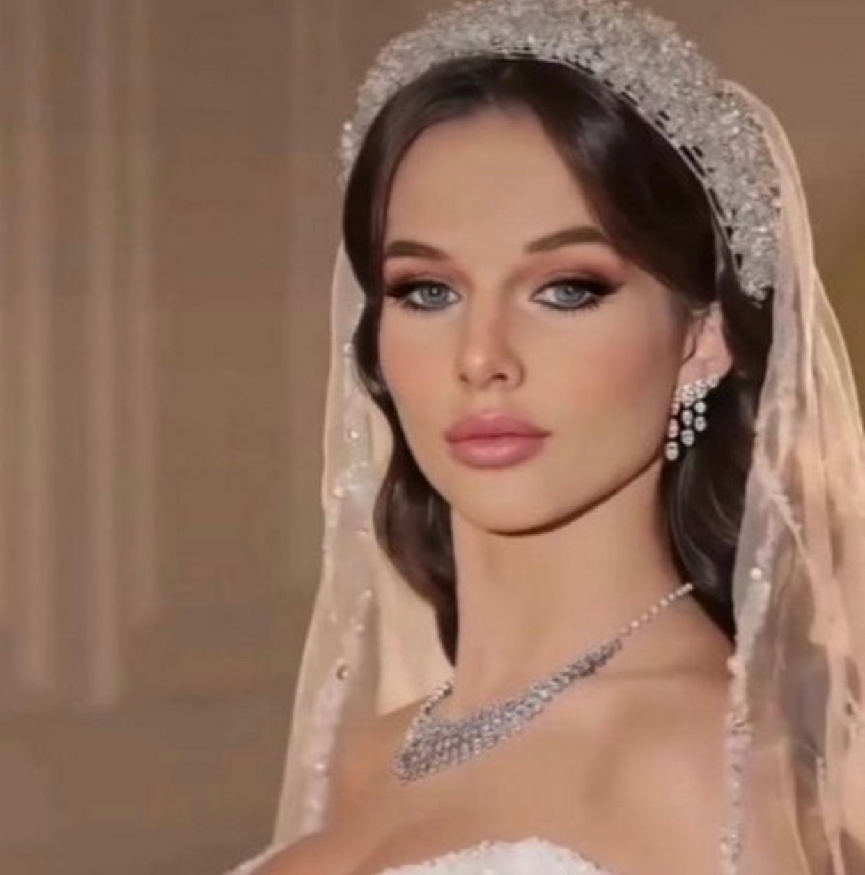 Helen Flanagan Shares Stunning Wedding Dress Photos Following Split helen-flanagan-shares-stunning-wedding-dress-photos-following-split