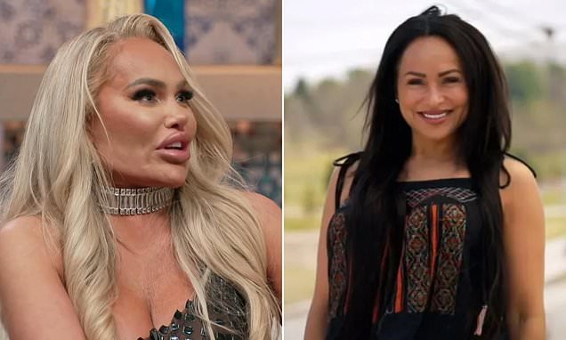 Darcey & Stacey Show Image