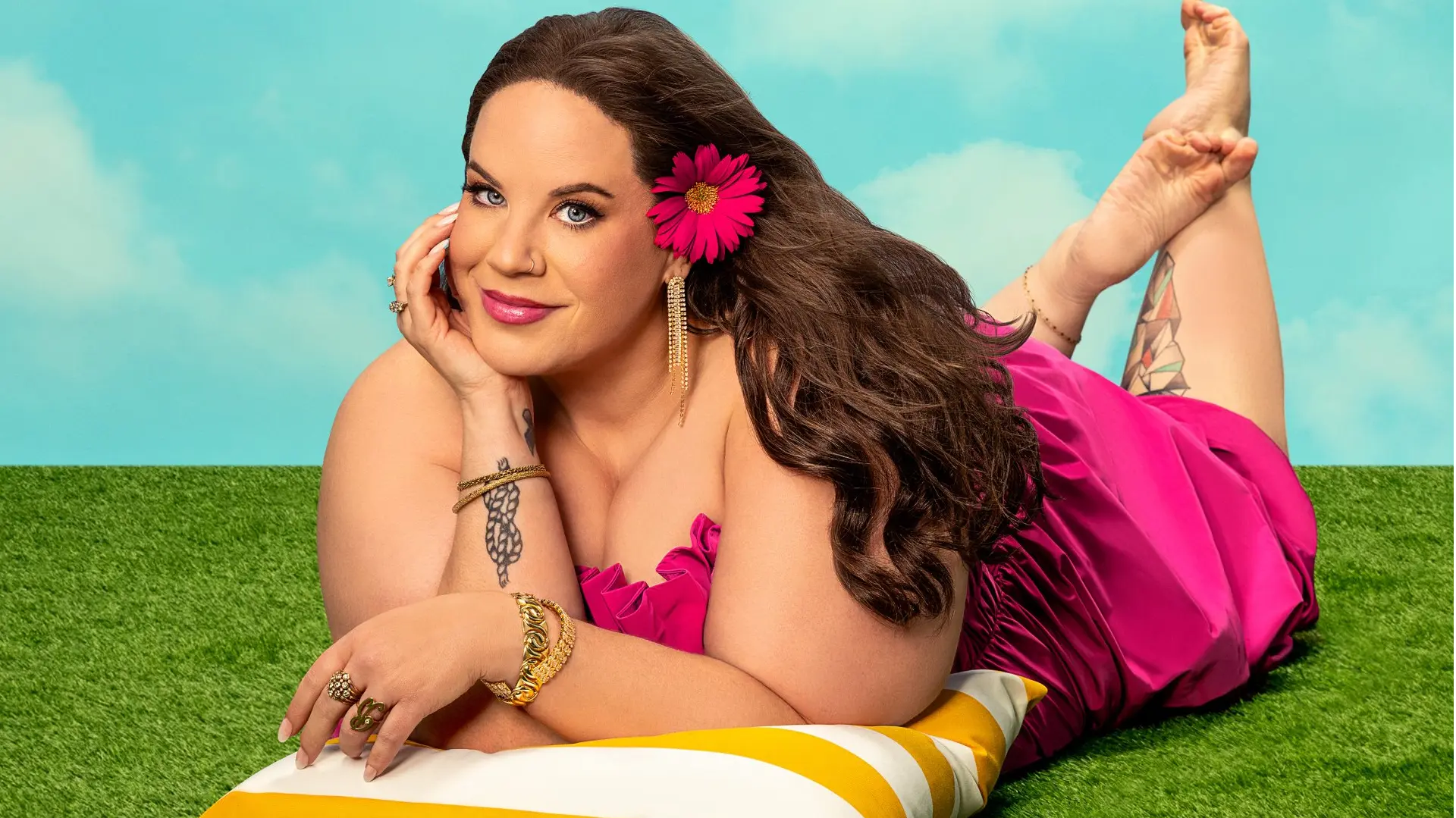 Whitney Way Thore looking fabulous