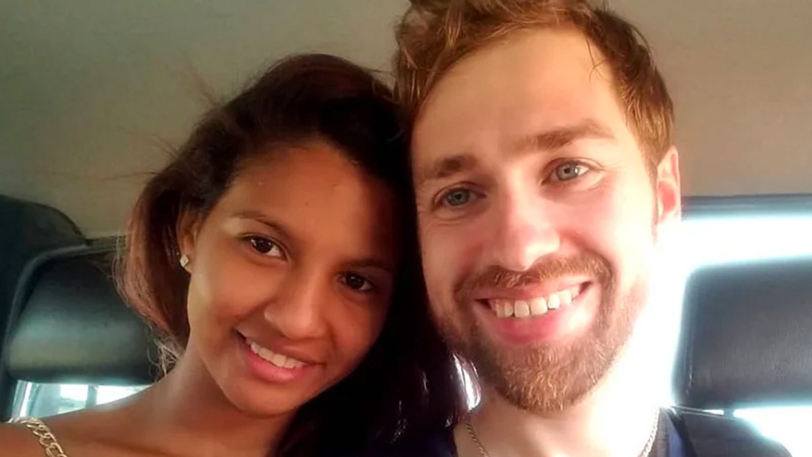 90 Day Fiance couple emotional moment