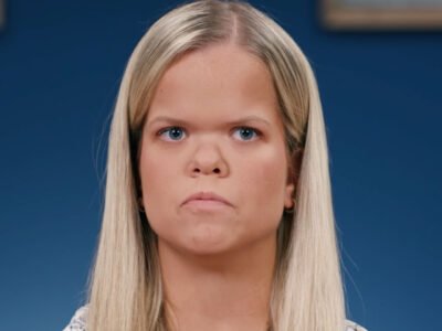 Anna Johnston 7 Little Johnstons