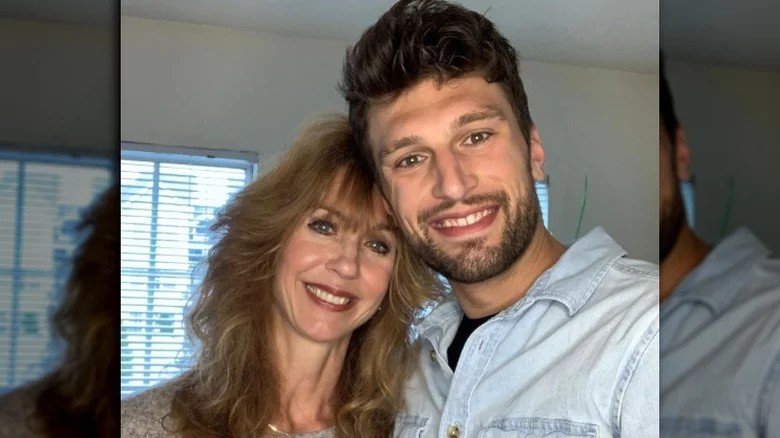 Mike and Liz I Love a Mama's Boy