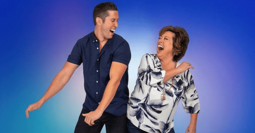 Roberto and Nancy Hernandez in an I Love a Mama's Boy Season 4 promo photo