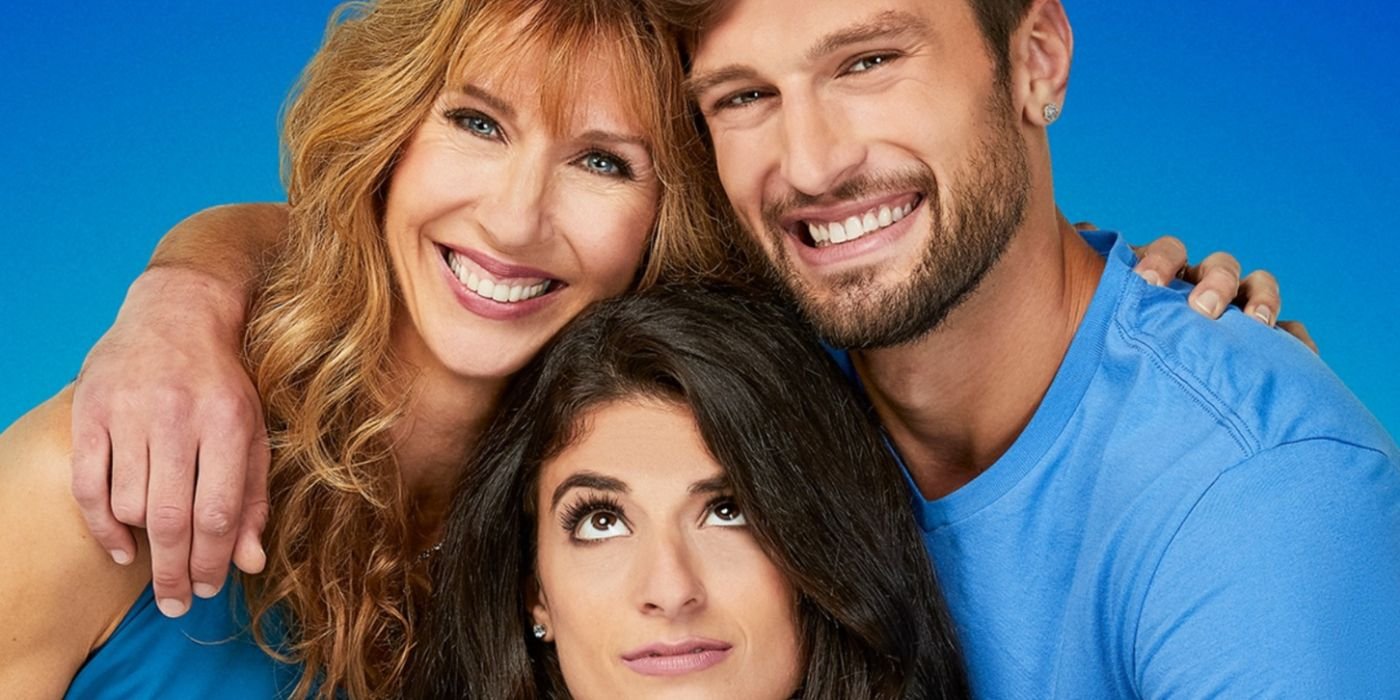 Liz, Mike and Stephanie in an I Love a Mama's Boy promo photo