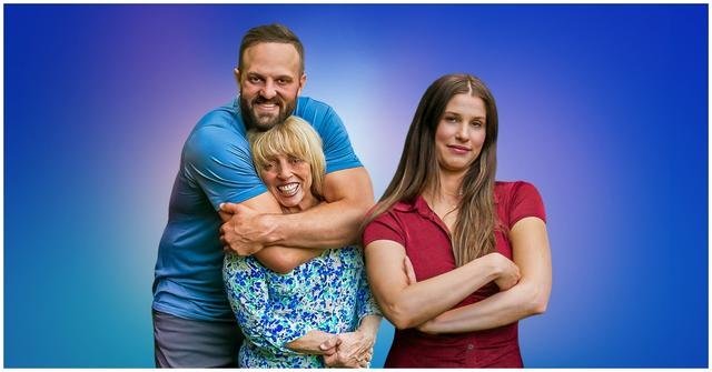 Janelle, Josh and Tina from I Love a Mama's Boy Season 4