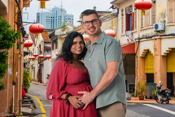 Pregnant Ally and Jonathan in Malaysia press photo