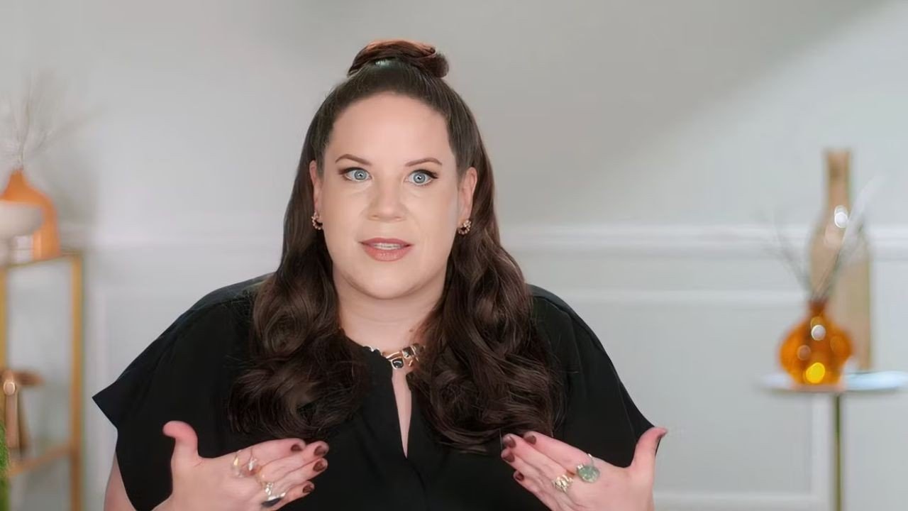 Whitney Way Thore speaking in a My Big Fat Fabulous Life confessional