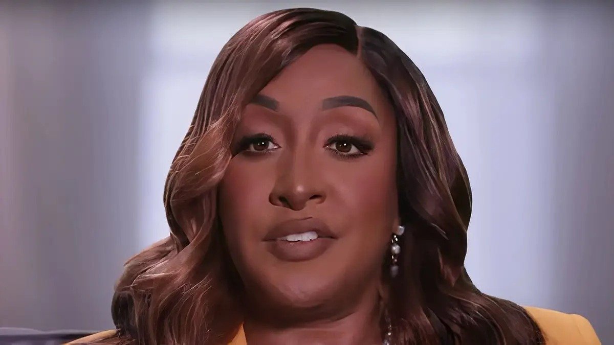 Karen Everett during The Family Chantel interview
