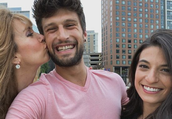 Mike, Liz and Stephanie from I Love a Mama's Boy