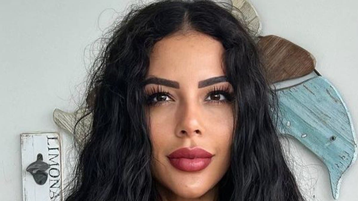 Jasmine Pineda selfie