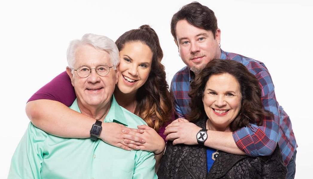 Glenn Thore, Whitney Way Thore, Hunter Thore and Babs Thore in a family portrait