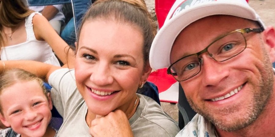 Adam and Danielle Busby family selfie