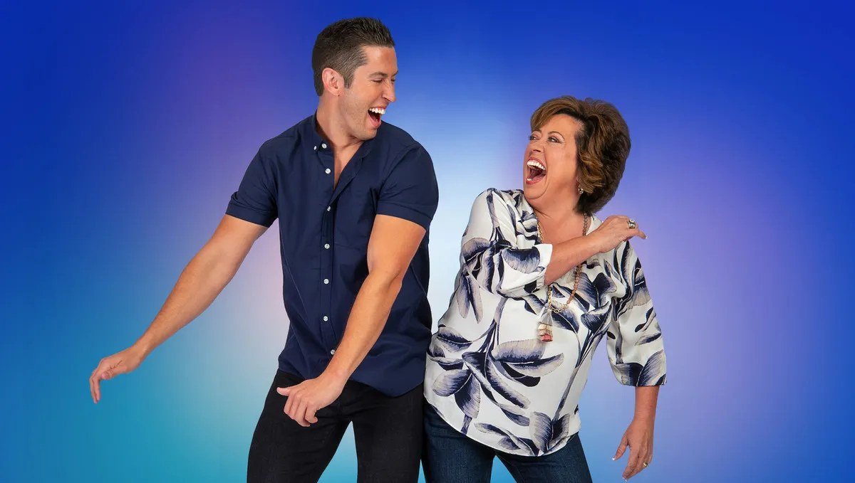 I Love a Mama's Boy cast laughing