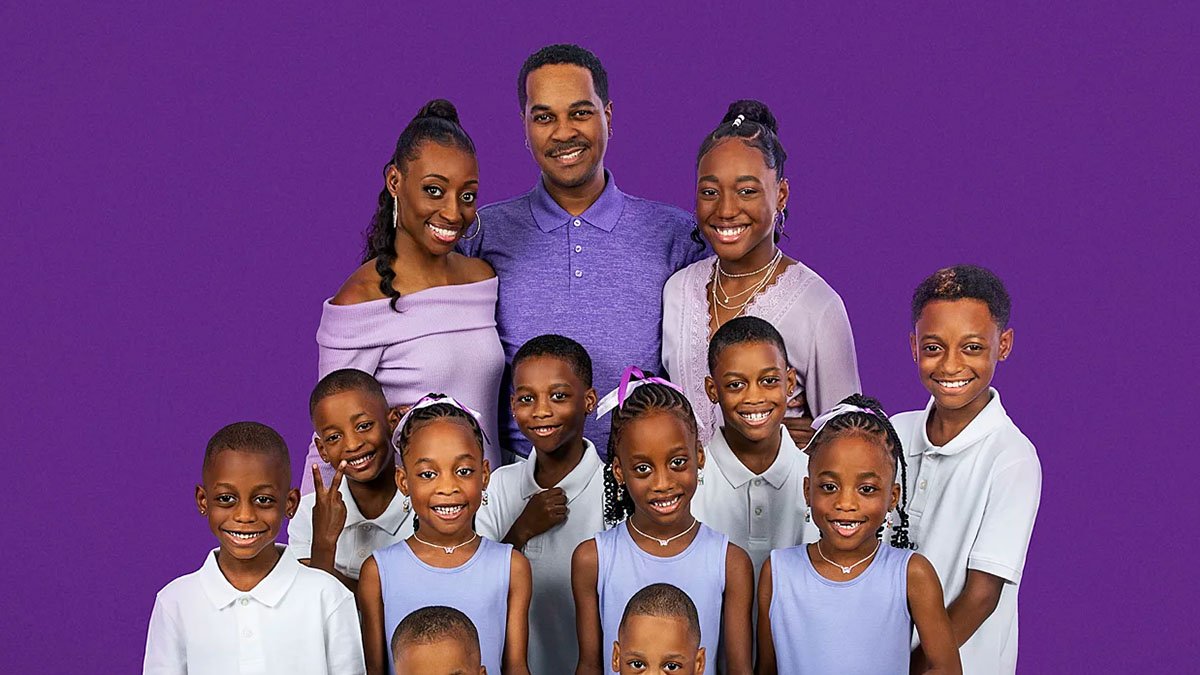 Karen and Deon Derrico with their children in Season 1