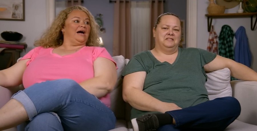 Amanda Halterman and Misty Wentworth on the couch