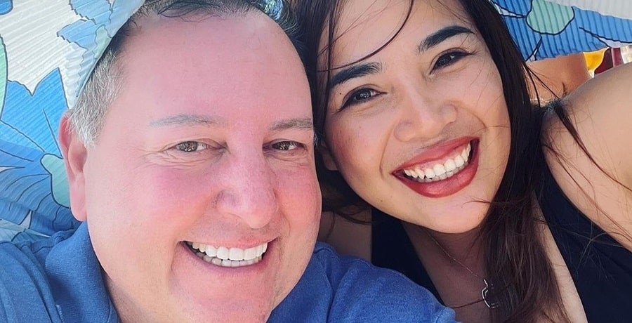David Toborowsky and Annie Suwan smiling together