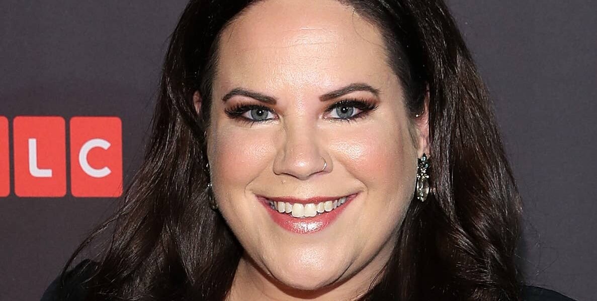 Whitney Way Thore smiling at a TLC event