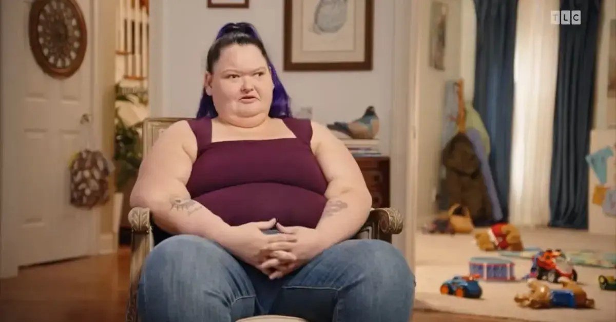 Amy Slaton confessional with purple hair in 1000-LB Sisters