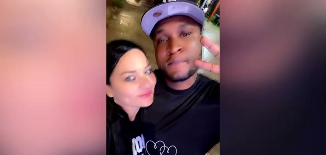 Michelle and Felix taking a selfie together