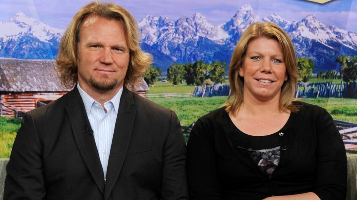Kody Brown and Meri Brown sitting together
